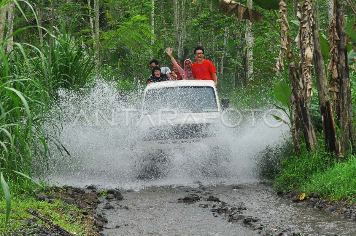 Wisata Petualangan Off Road Merapi Antara Foto