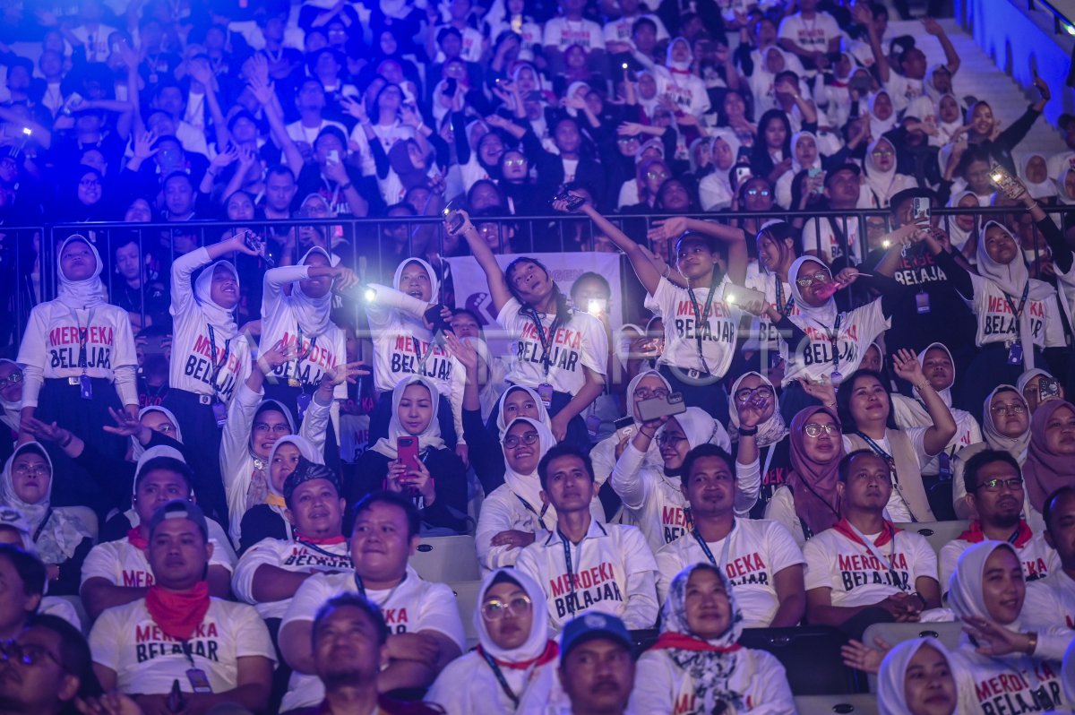 Puncak Perayaan Hari Pendidikan Nasional Antara Foto