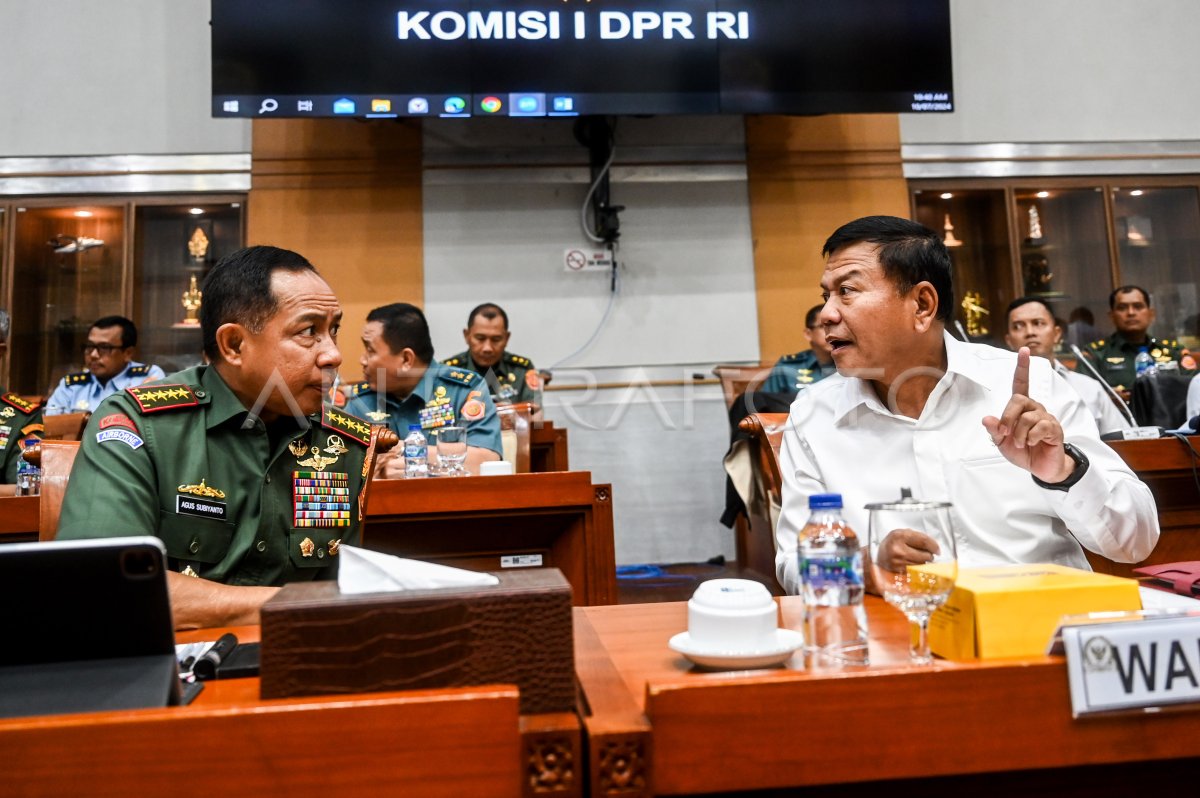 Raker Kemhan Dan Panglima Tni Dengan Komisi I Dpr Antara Foto