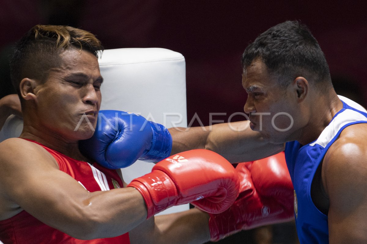 SEMI FINAL TINJU KELAS BERAT RINGAN PUTRA 75 81 KG ANTARA Foto