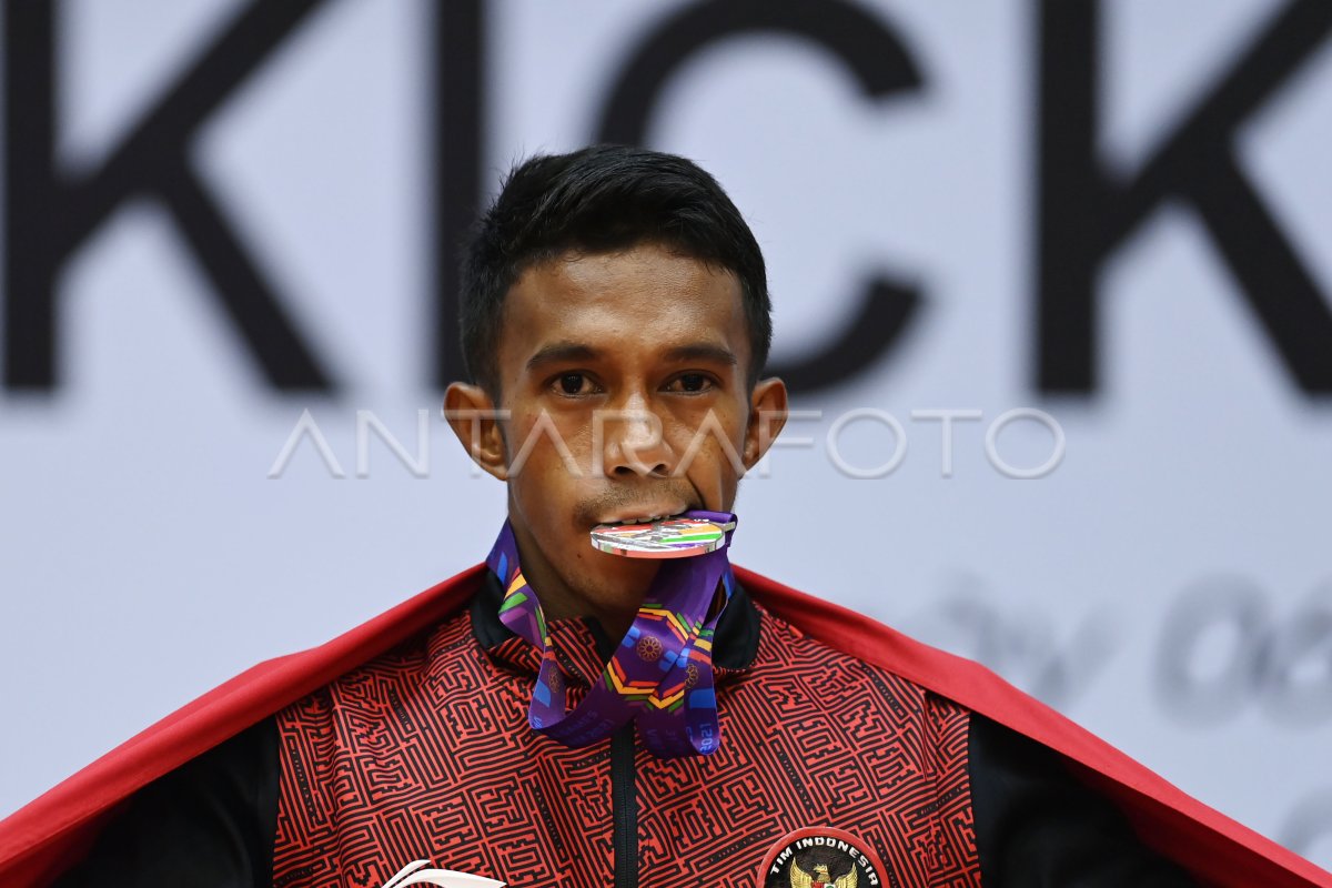 Sea Games Salmri Raih Medali Perak Kickboxing Antara Foto