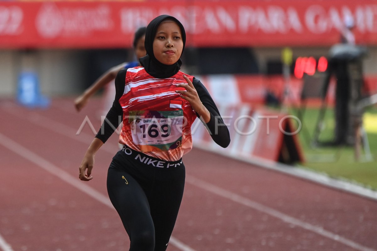 MEDALI EMAS LARI 100 METER PUTRI APG 2022 ANTARA Foto