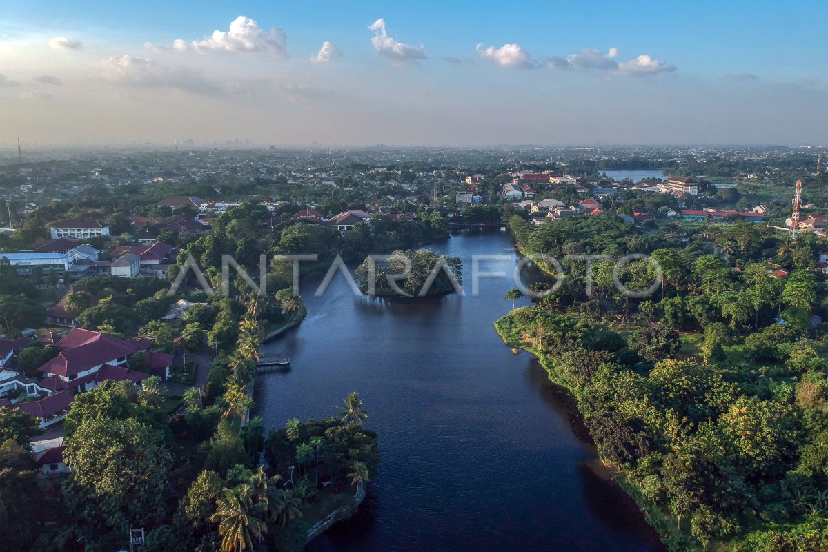 Cibinong Situ Plaza potencial turístico de Bogor ANTARA Foto