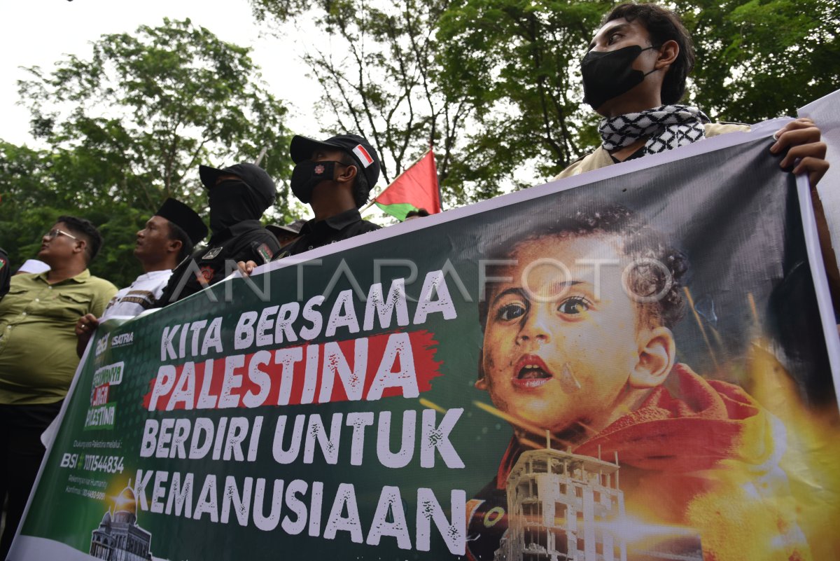 Aksi Bela Palestina Di Medan ANTARA Foto