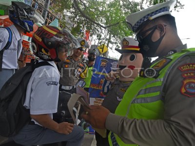 Operasi Keselamatan Lalu Lintas Antara Foto