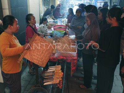 PASAR KULINER RAMADHAN 1444 H DI BALI ANTARA Foto