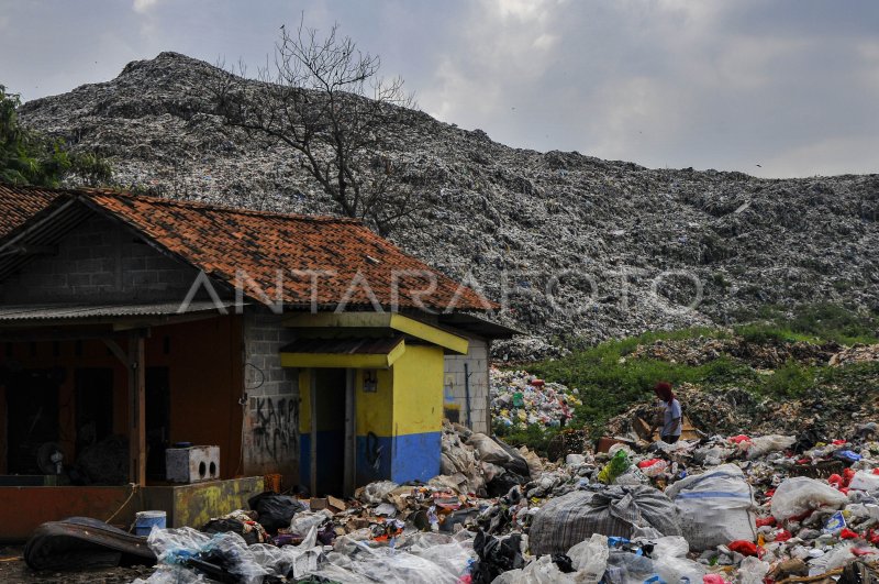 RENCANA PELUASAN LAHAN TPA BURANGKENG ANTARA Foto