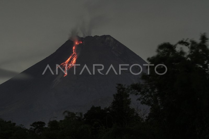 POTENSI BAHAYA ERUPSI GUNUNG MERAPI ANTARA Foto