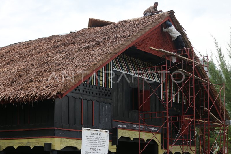 PERAWATAN CAGAR BUDAYA RUMAH CUT NYAK DHIEN ANTARA Foto