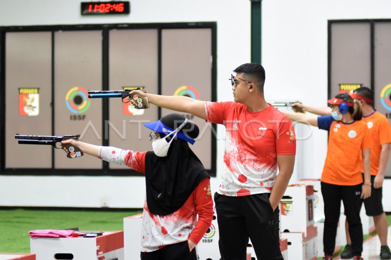 Final Menembak Meter Air Pistol Mixed Team Issf Grand Prix Antara Foto