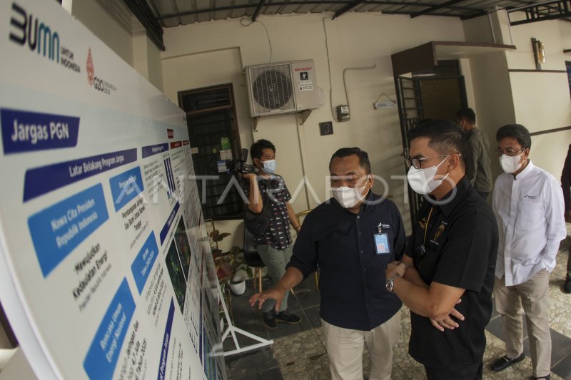 Penyaluran Gas Pgn Produk Gaskita Di Batam Antara Foto