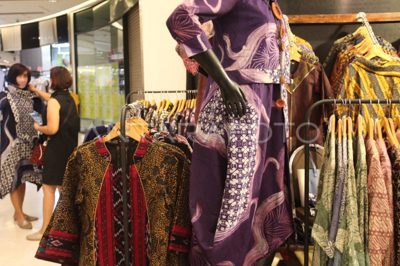 PAMERAN GREBEG BATIK INDONESIA ANTARA Foto