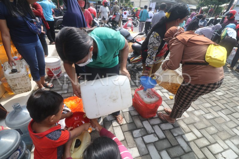 Jamin Ketersediaan Minyak Goreng Bersubsidi Antara Foto