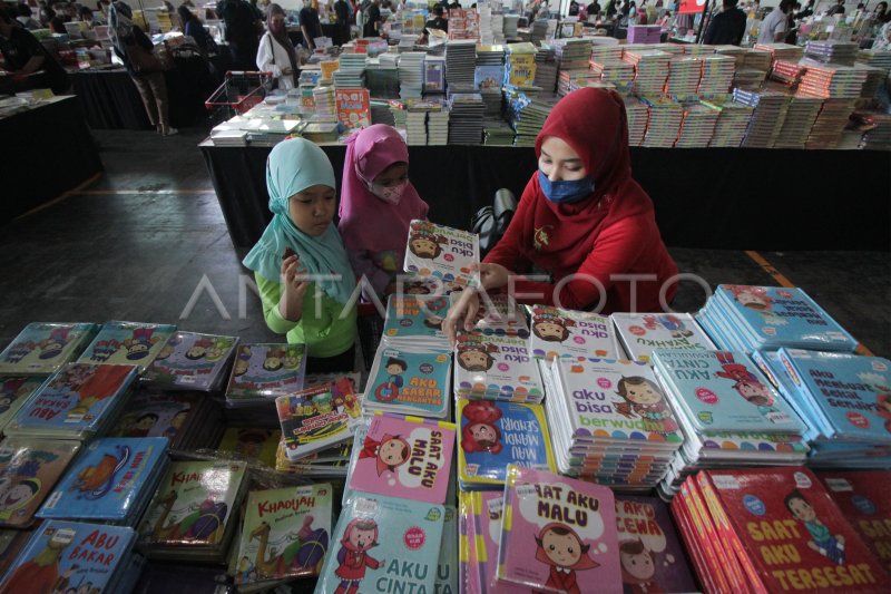 BAZAR BUKU BIG BAD WOLF BOOKS ANTARA Foto