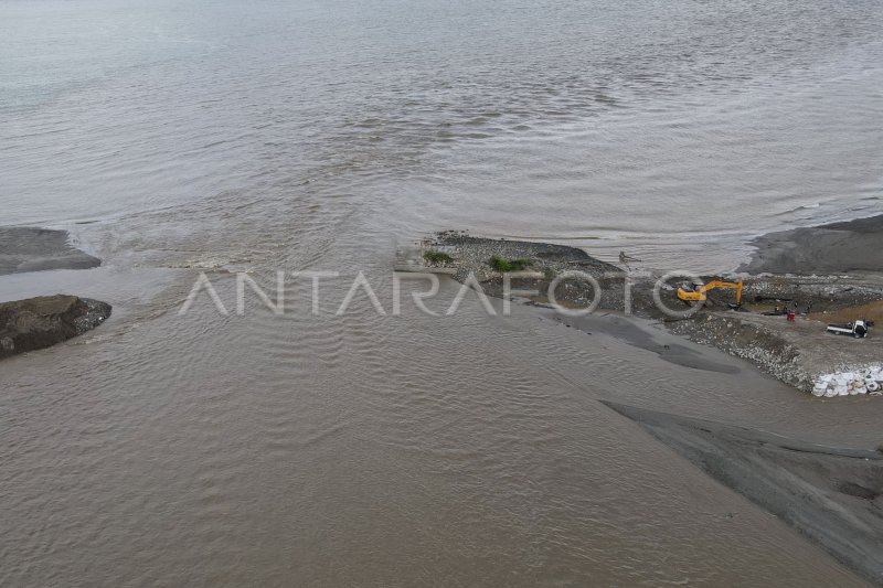 Pembangunan Kembali Jembatan Palu Iv Antara Foto