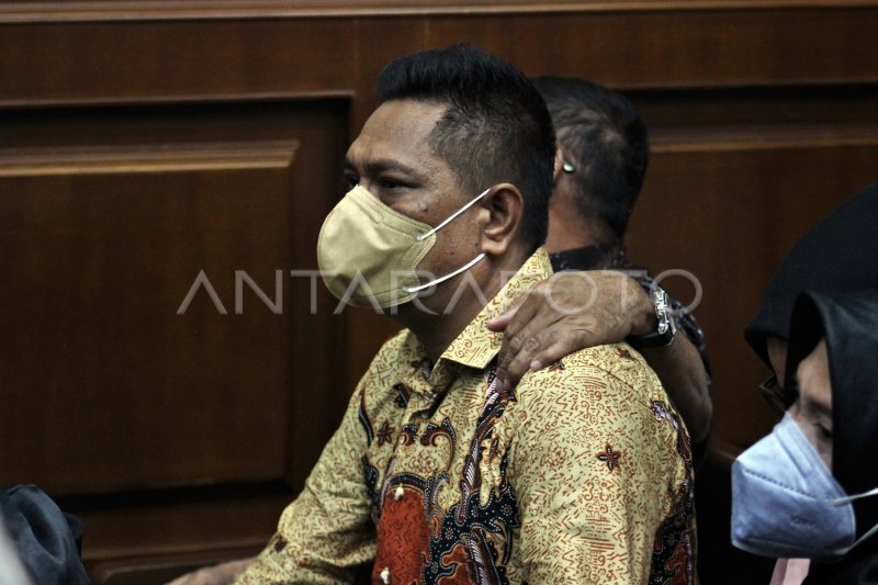 Laode M Syukur Akbar Divonis Lima Tahun Penjara Antara Foto