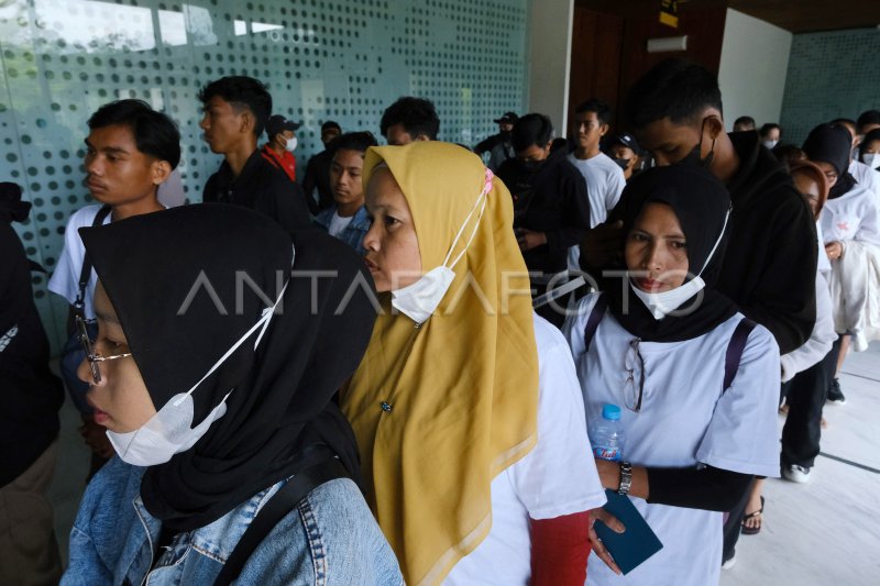 Pemberangkatan Pmi Ke Malaysia Antara Foto