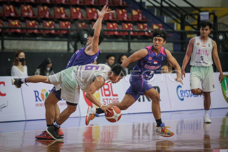 Bali United Basketball Club Menang Atas Rans Pik Antara Foto