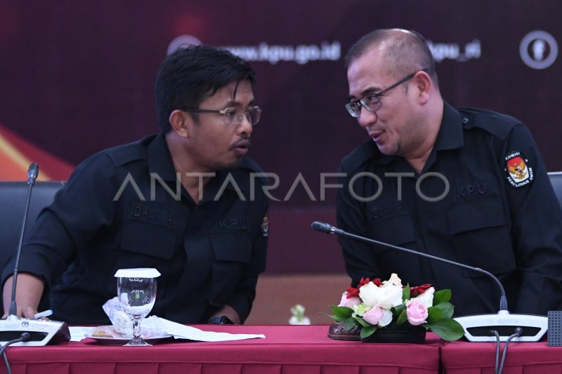 Pleno Verifikasi Parpol Calon Peserta Pemilu Antara Foto