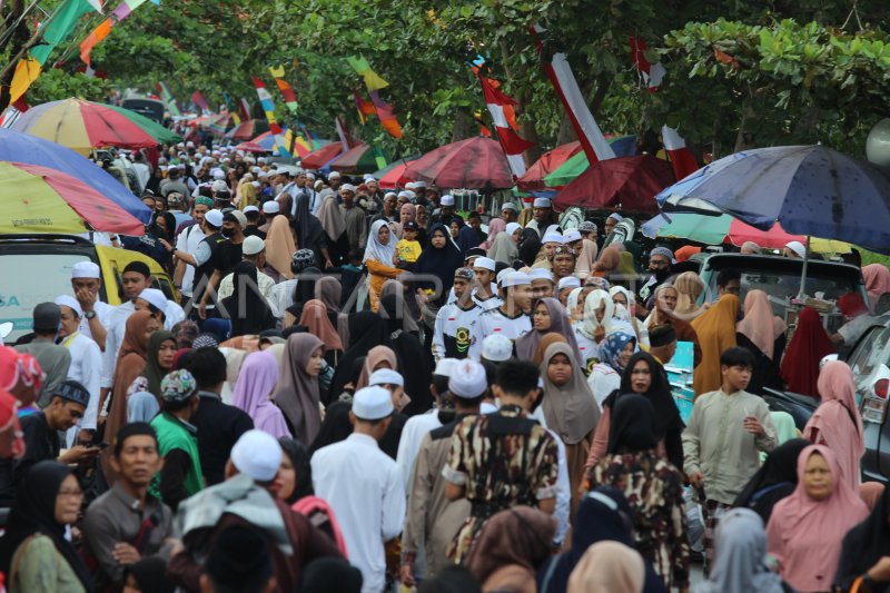 HAUL KE 18 ABAH GURU SEKUMPUL ANTARA Foto