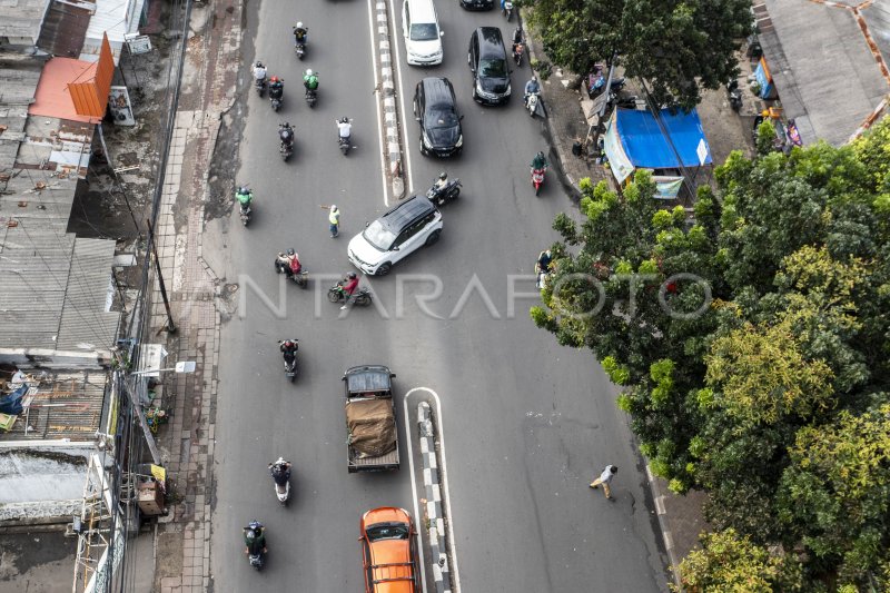 RENCANA PENUTUPAN 27 PUTARAN BALIK DI JAKARTA ANTARA Foto