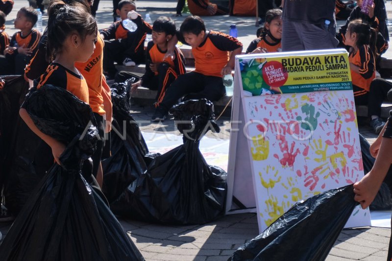 PERINGATAN HARI PEDULI SAMPAH NASIONAL ANTARA Foto