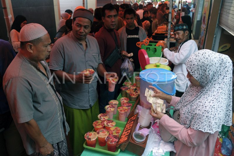 PASAR KULINER RAMADHAN 1444 H DI BALI ANTARA Foto