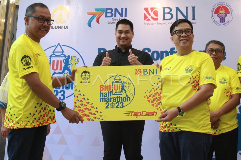 BNI UI Half Marathon ANTARA Foto