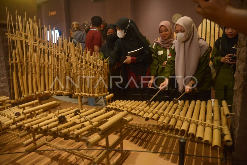 Pameran Alat Musik Tradisional Nusantara Antara Foto