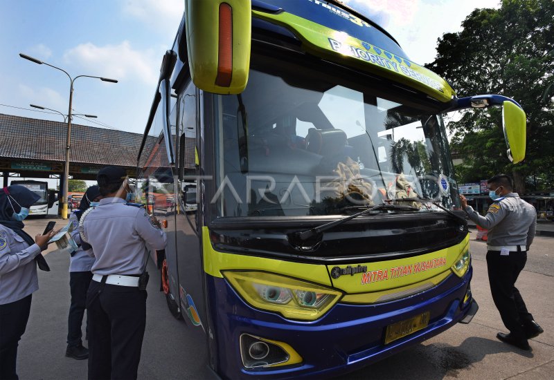 Pemeriksaan Kelaikan Angkutan Umum Di Banten Antara Foto