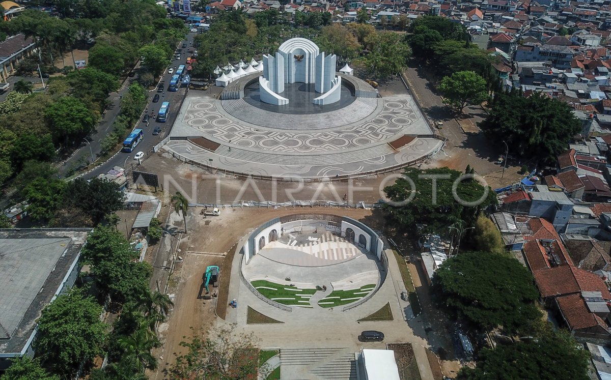 https://img.antarafoto.com/cache/1200x747/2023/11/01/revitalisasi-kawasan-monumen-perjuangan-rakyat-18s40-dom.jpg