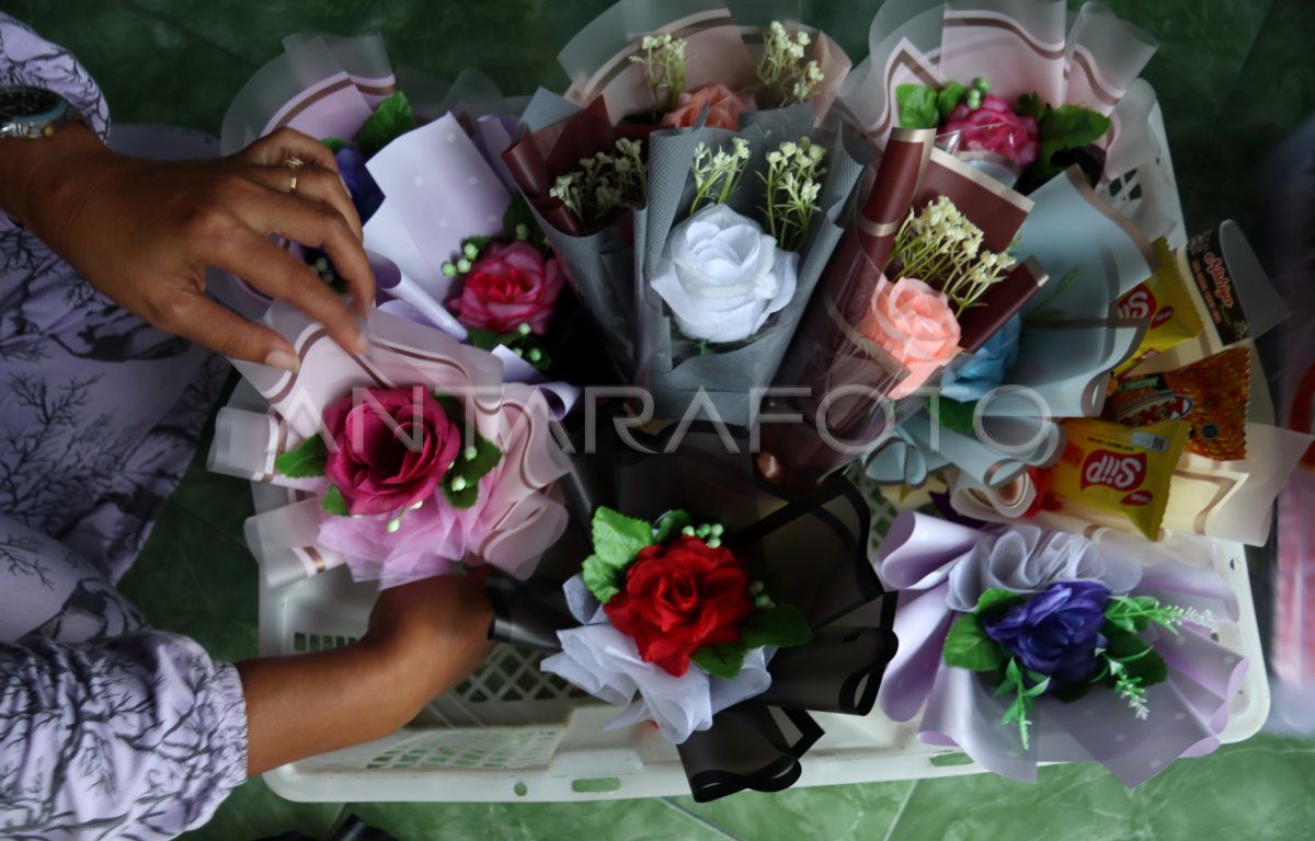 BUKET BUNGA VALENTINE JOMBANG