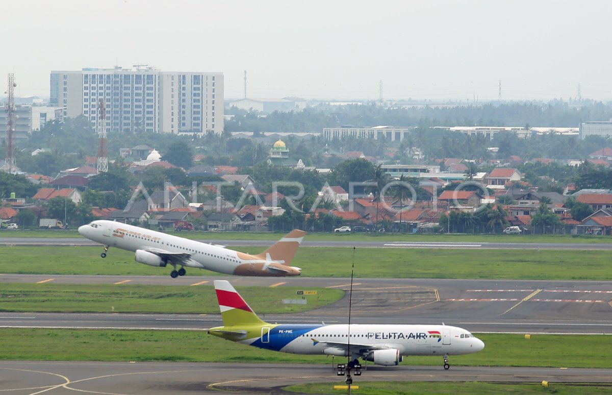 Additional flight request of freight Width 2025