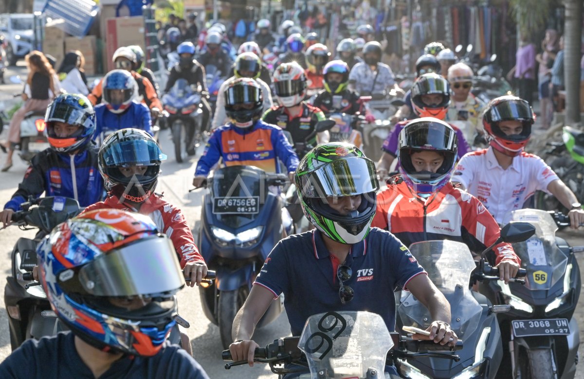 Parade pembalap ARRC 2024 di Mandalika