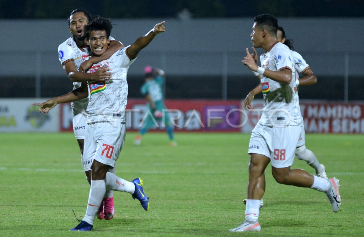 BARITO PUTERA PESA CONTRA PERSIJA JAKARTA