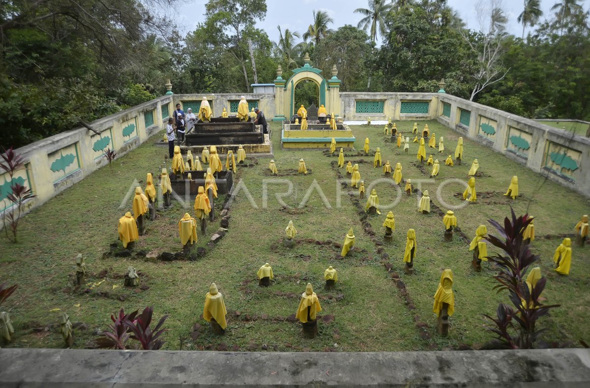 MAKAM RAJA ABDURRAHMAN