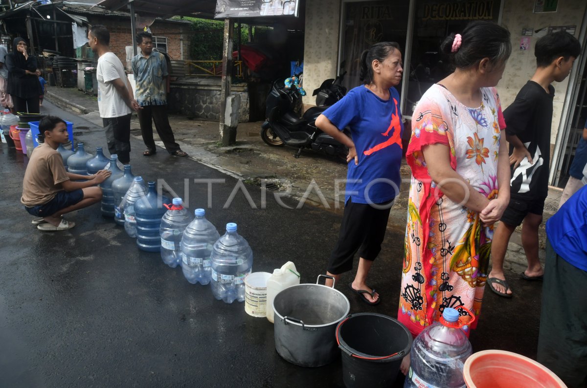 Distribusi air bersih di Kota Bogor