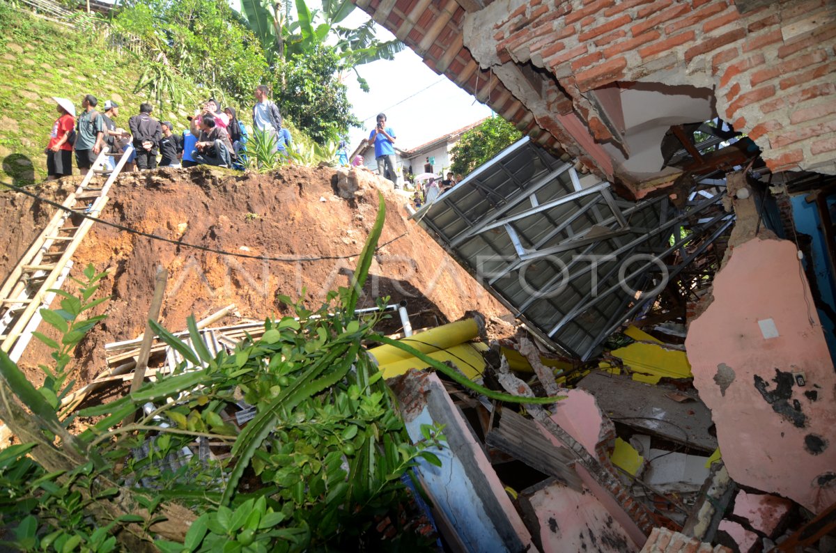The ground disaster moves in Brebes