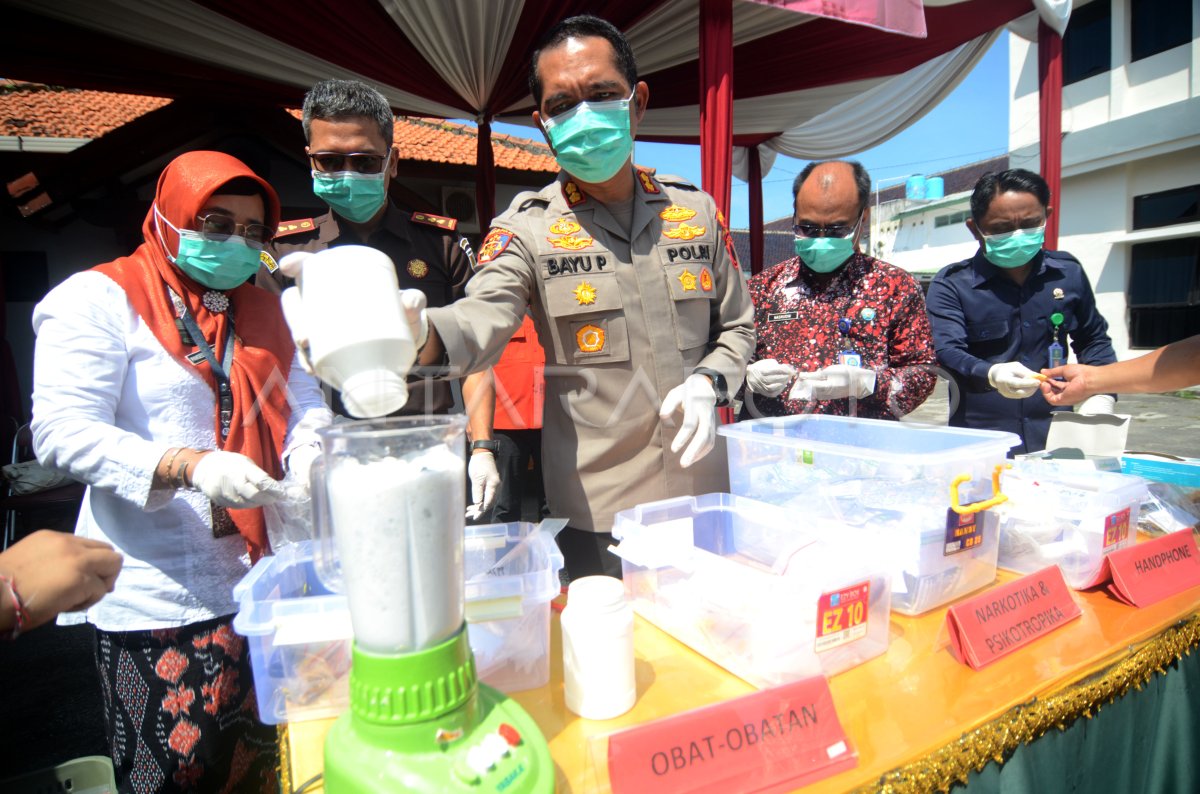 Pemusnahan barang bukti di Kejaksaan Negeri Tegal
