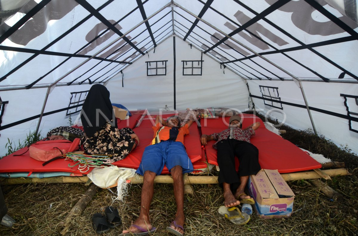 Land disaster relief moves in Brebes
