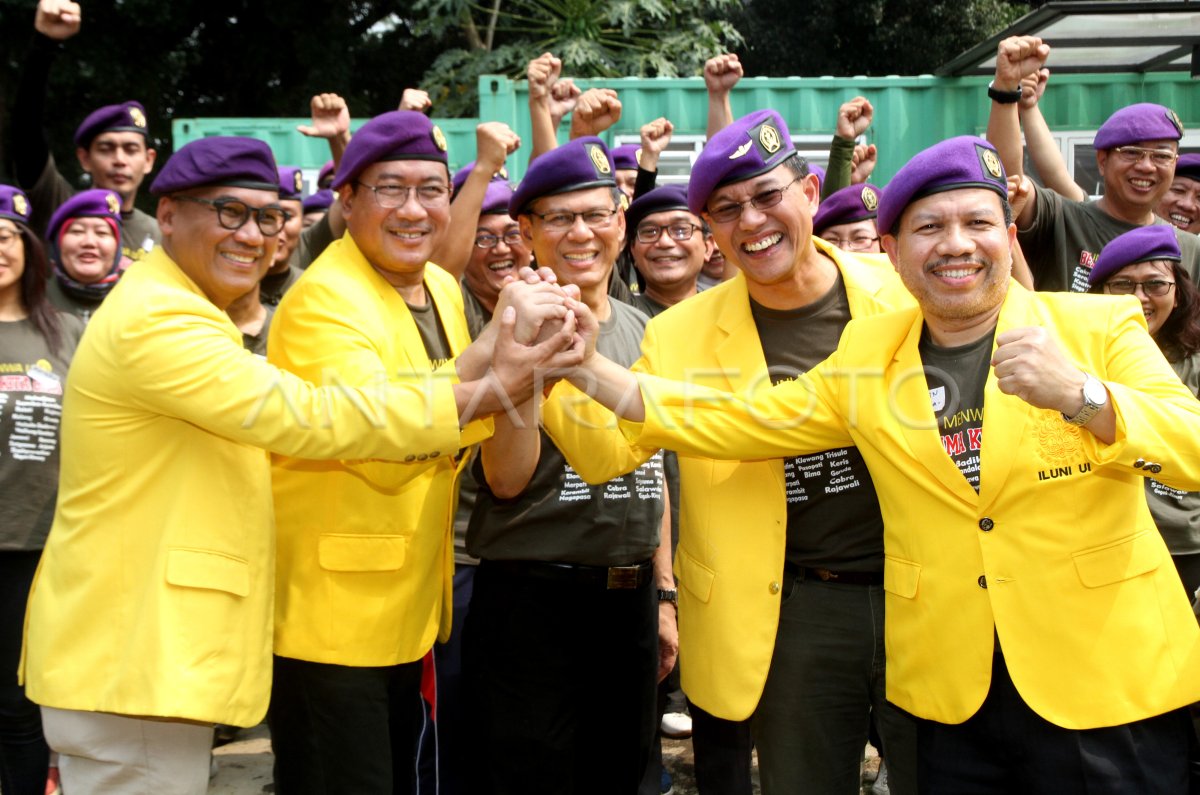 Ayol voyeur porno onlayn Saunada jinsiy aloqaning yashirin video yozuvi