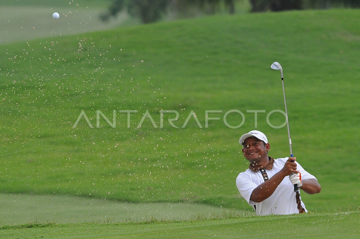 SILVER GOLF SUMUT