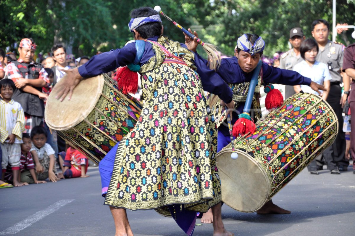 KESENIAN GENDANG BELEQ