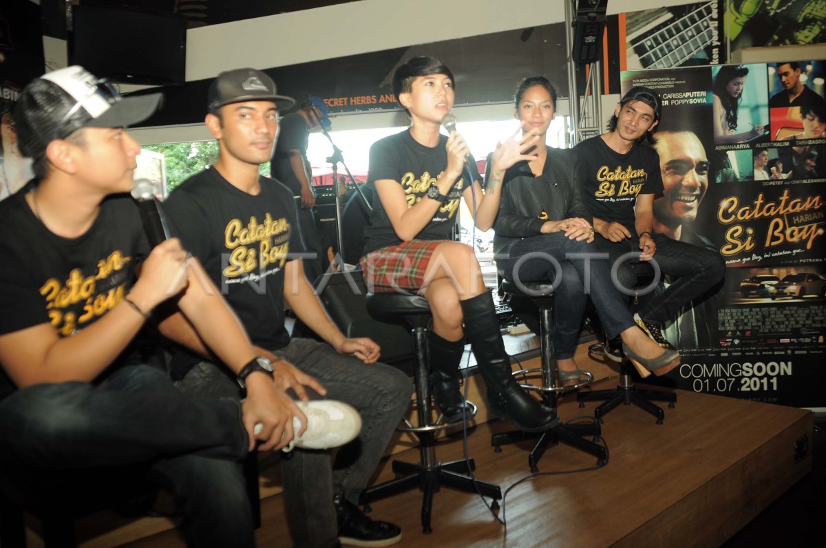 Body kiygan qiz seks porno Maksim qoshiqchi yalangoch