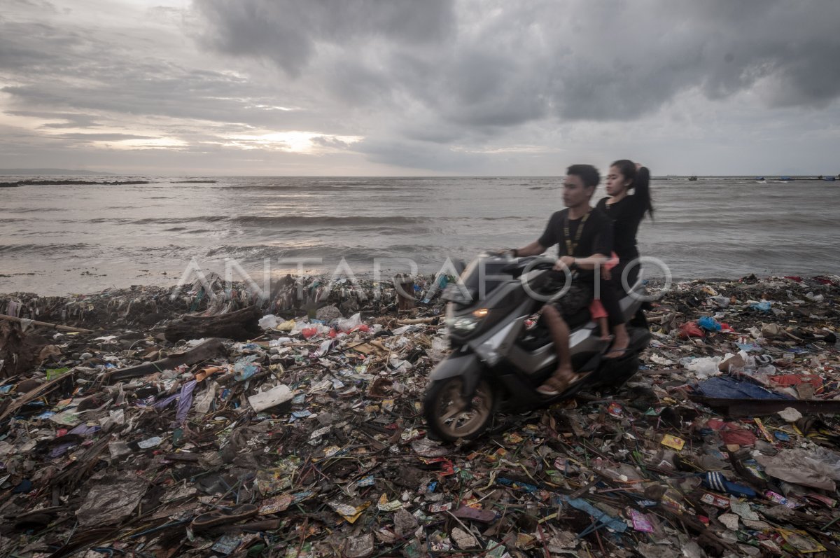 SAMPAH KIRIMAN GELOMBANG DI PANDEGLANG
