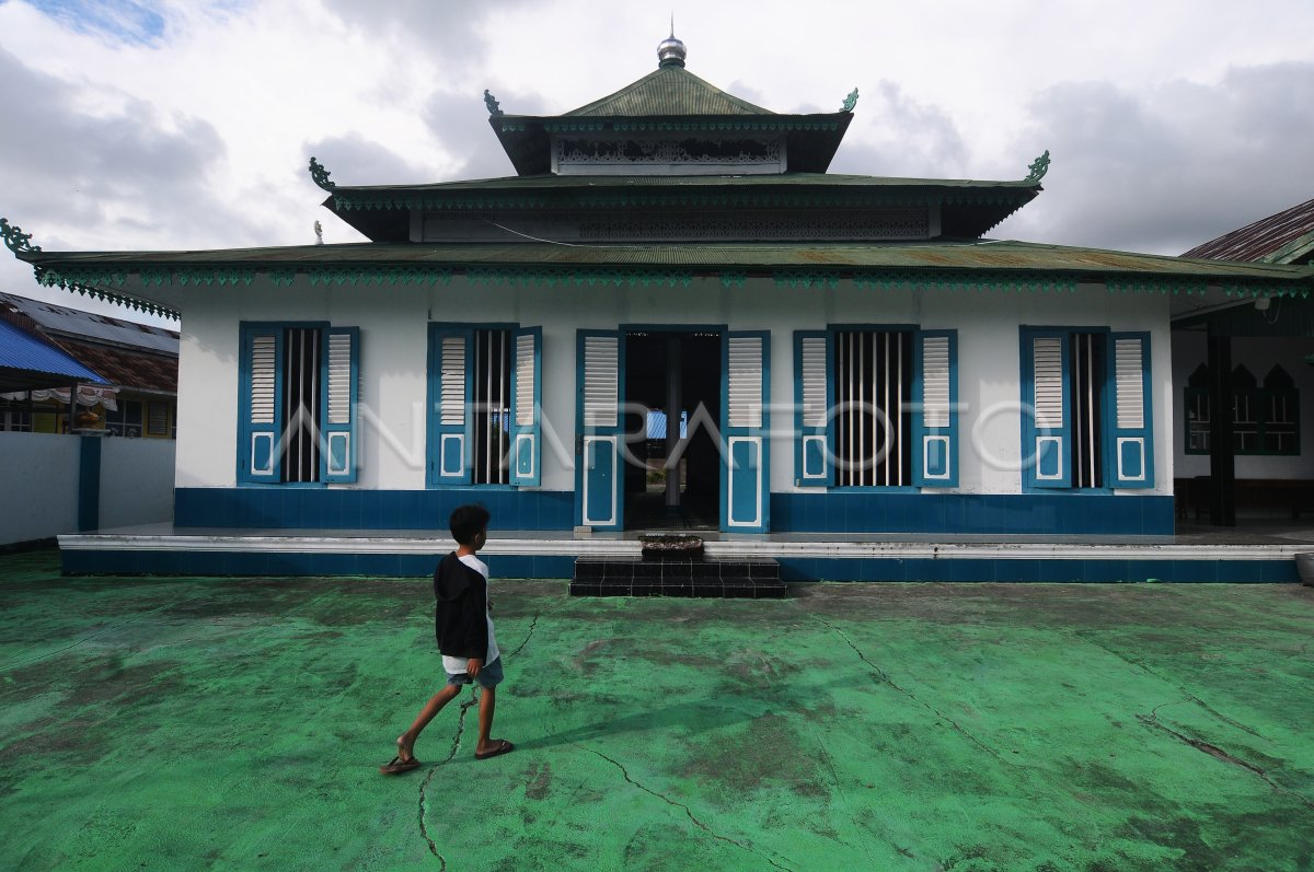 Cagar budaya Masjid Tua Wani di Donggala