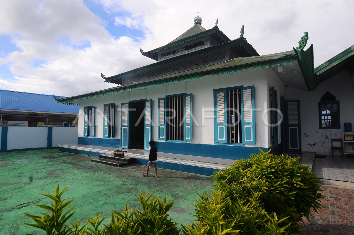 Cagar budaya Masjid Tua Wani di Donggala