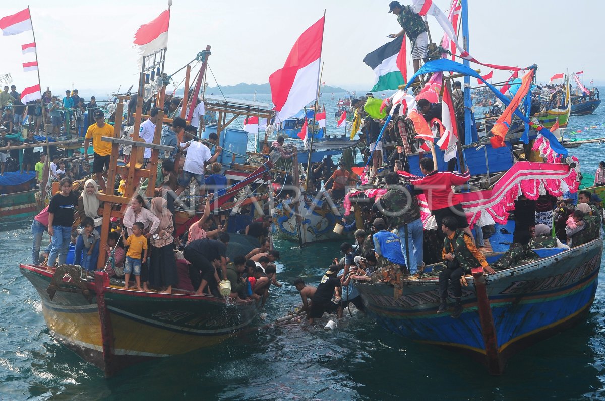 Tradisi pesta lomban di Jepara