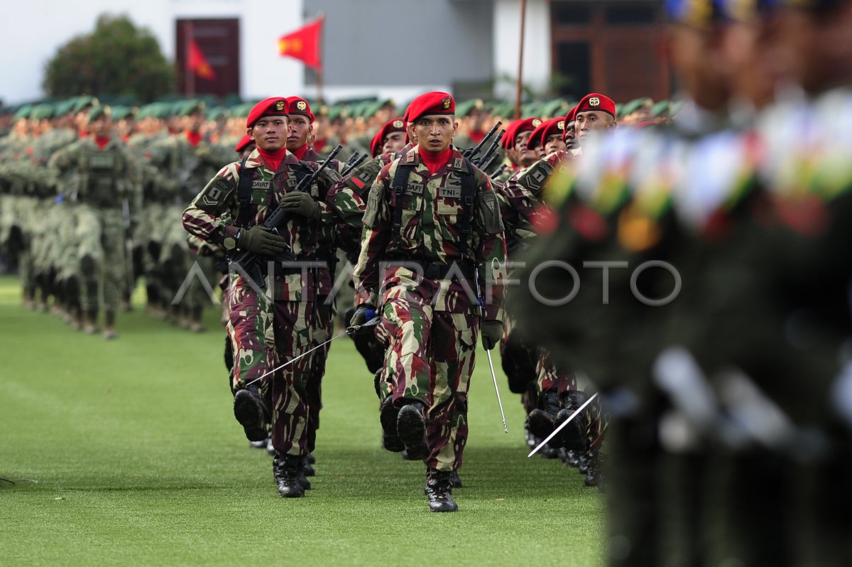 DEFILE PASUKAN SERTIJAB KSAD