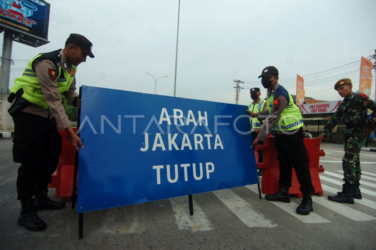 Jalan tol arah Jakarta ditutup